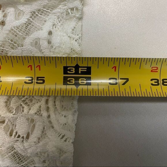 AUW - Girls cream lace halter top dress - Picture 5 of 6